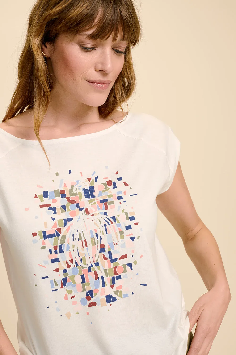 MOVIE - T-shirt blanc visuel danseuse sur mosaïque