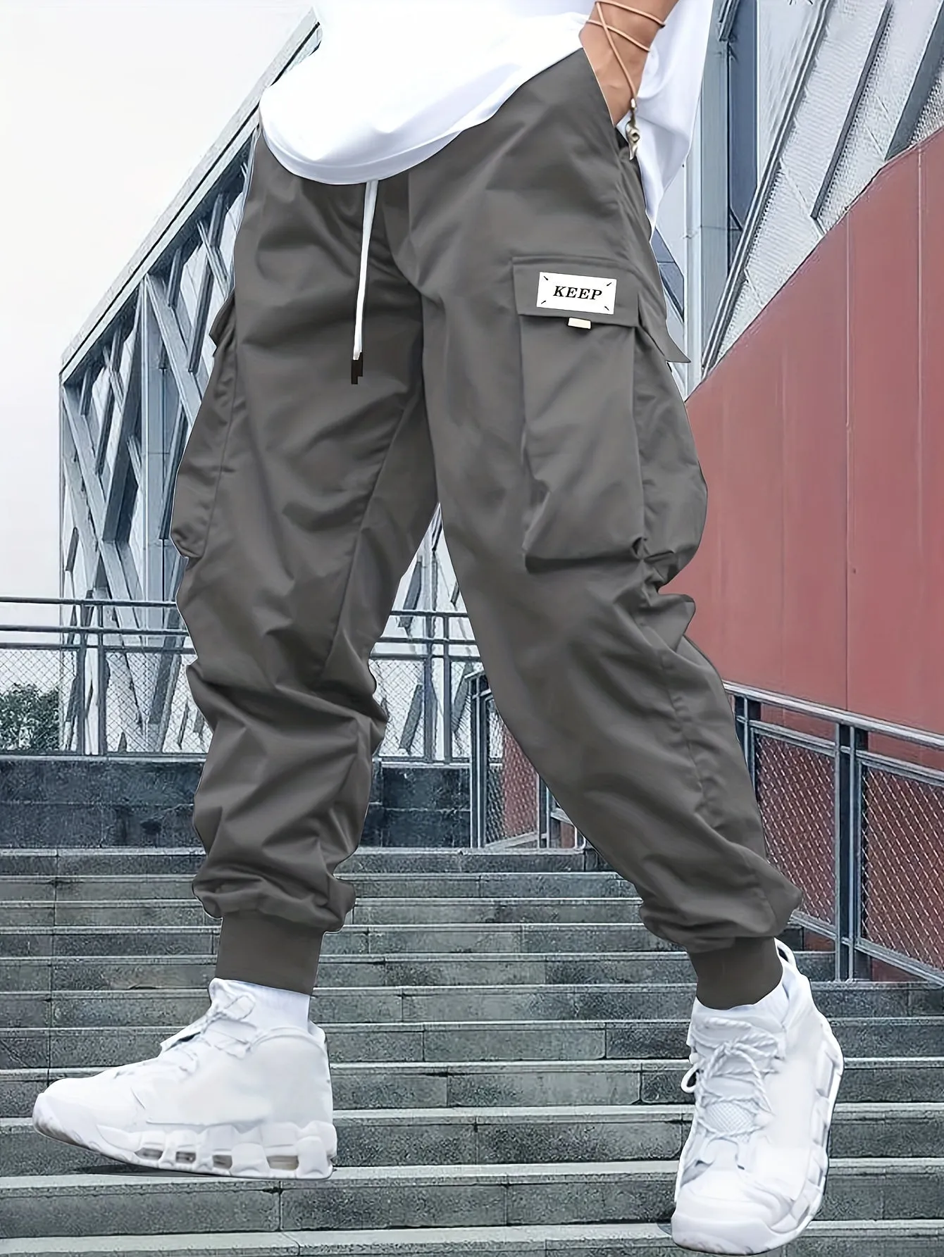 Pantalon Cargo-Jogger