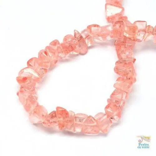 Quartz cerise: 1 fil de 80 cm de chips, perles 5 à 9 mm (pg176)