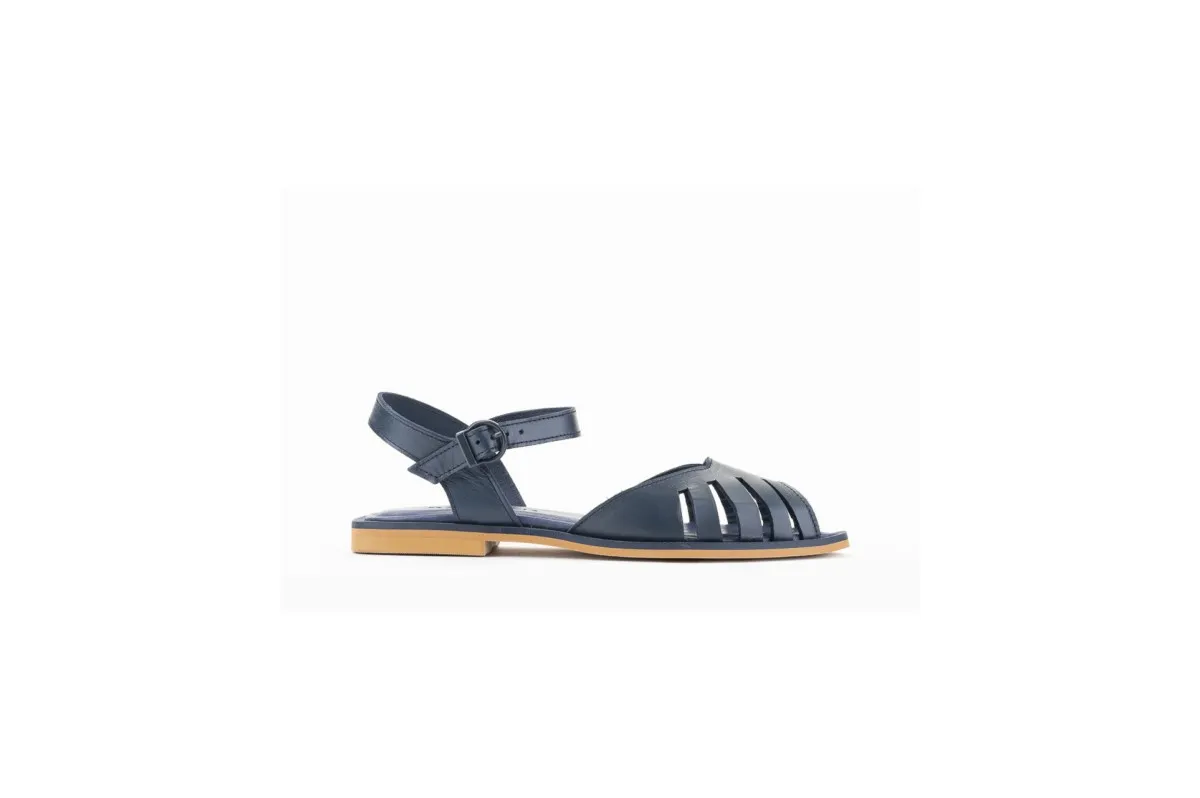 Comfortable Flat Sandals with Peep Toe - Blue
