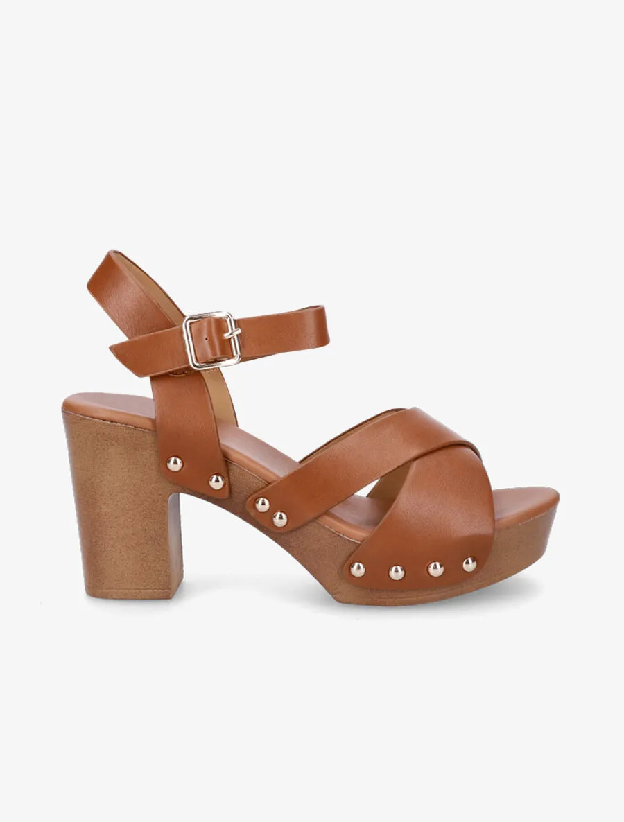 Sandales hautes style sabot